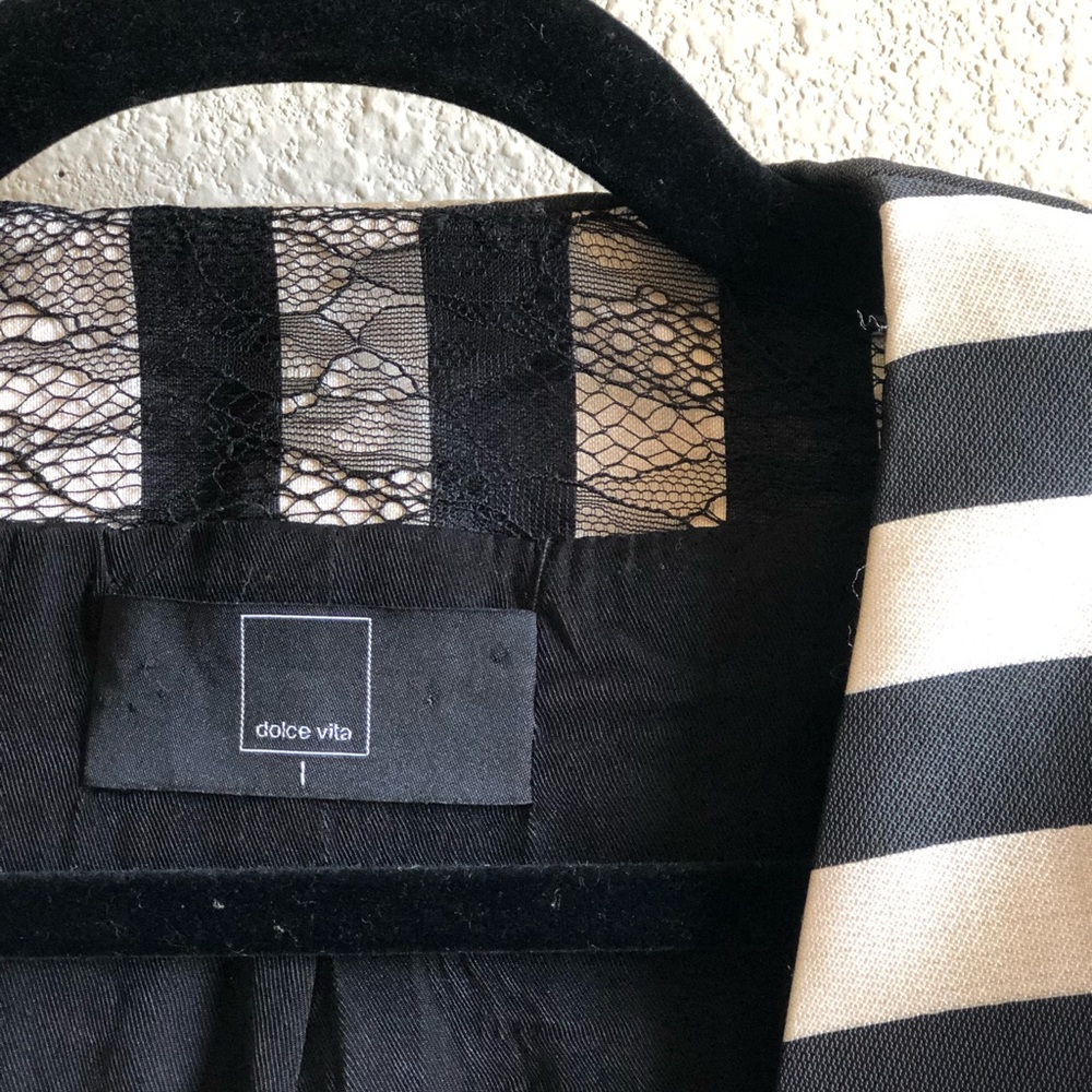 Dolce Vita Satin Beetlejuice Striped Blazer EUC - Picture 3 of 7